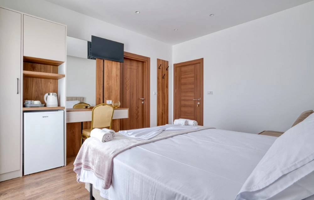 Aqua Lounge Aparthotel Ulcinj Slider Pictures