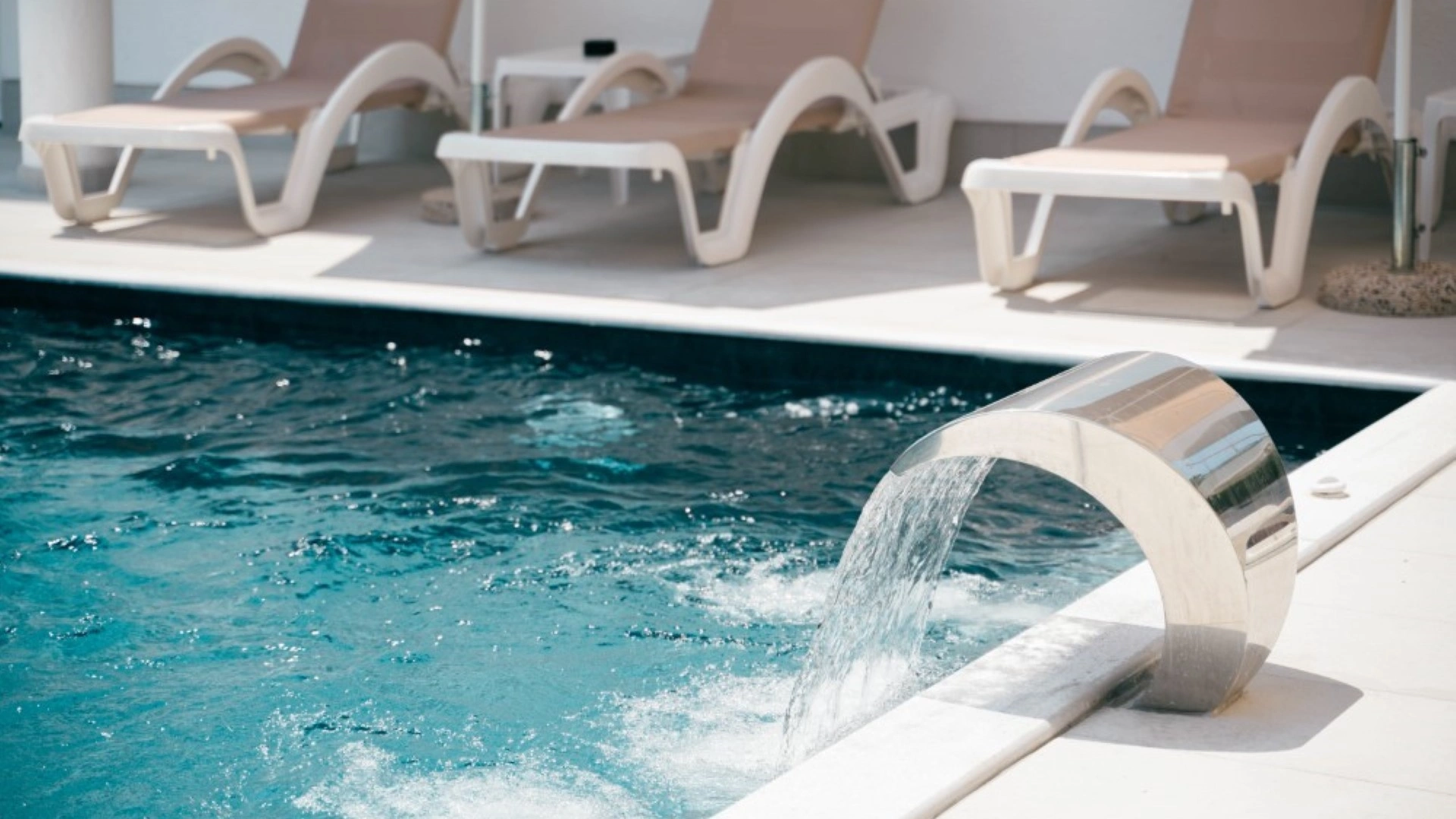 Aqua Lounge Aparthotel Ulcinj Slider 1