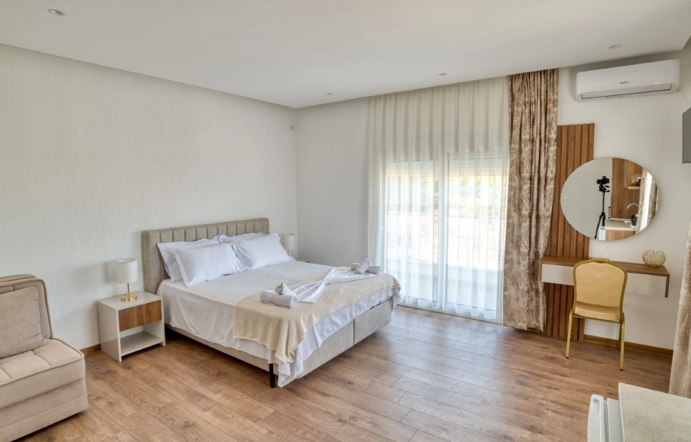 Aqua Lounge Aparthotel Ulcinj Slider Pictures