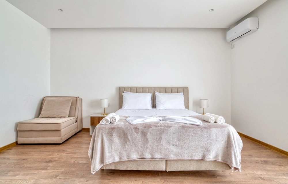 Luxury Two Bedroom Apartment